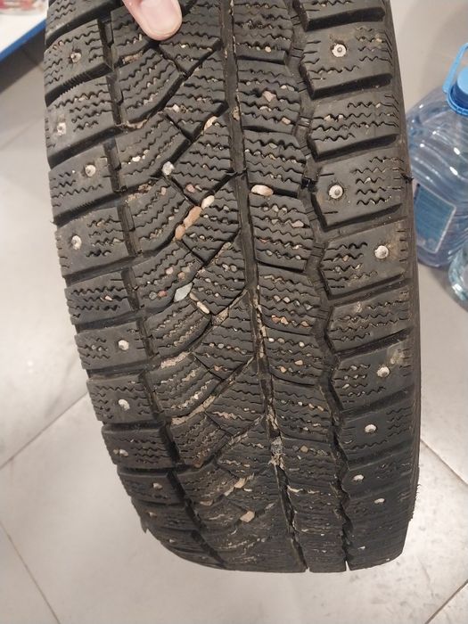 Продам шины зимние