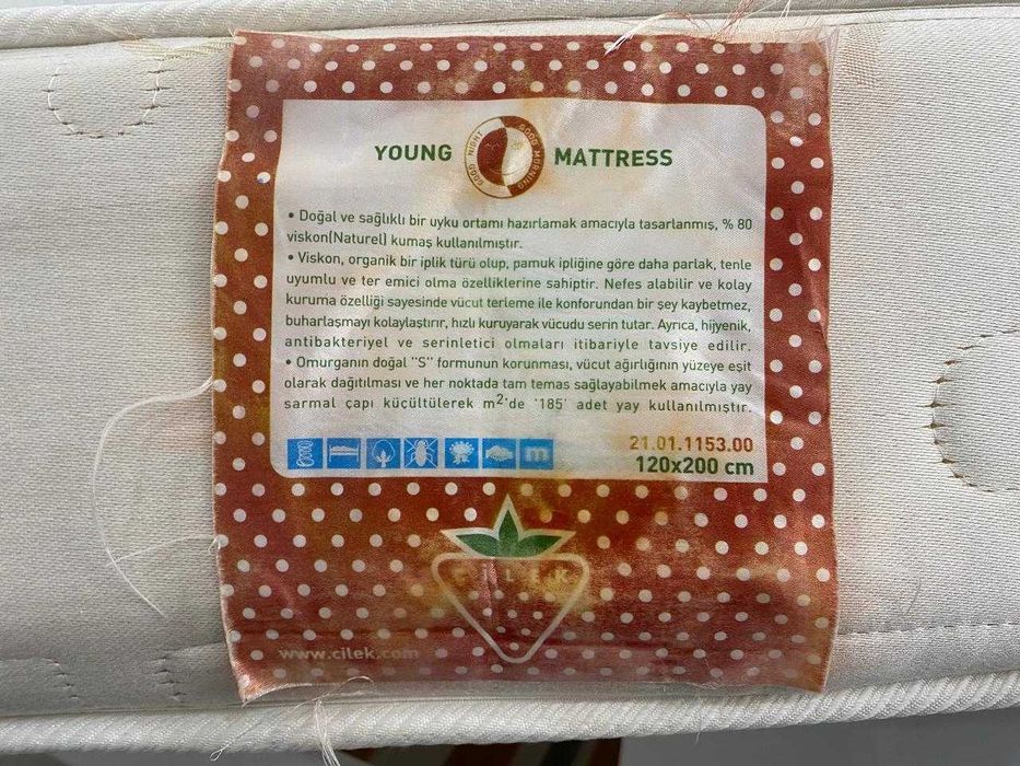 Кровать для спальни