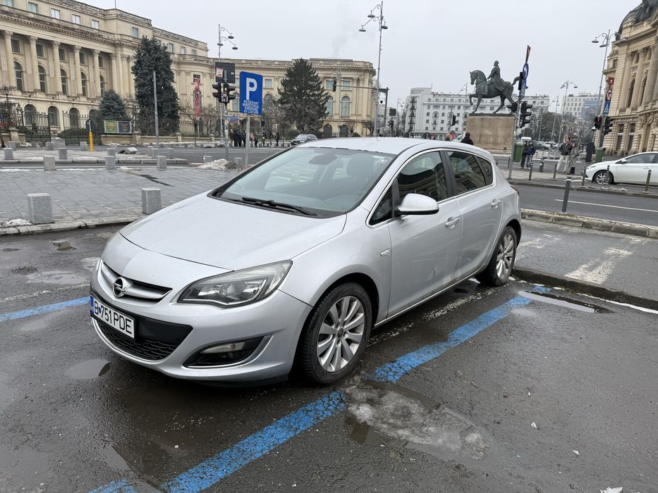 Opel Astra 1.6 Turbo negociabil