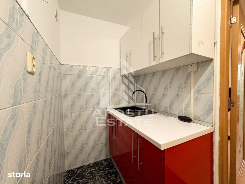 Garsoniera, 22mp, boxa, etajul 1, renovata, zona Blascovici Timisoara — fotografia 3