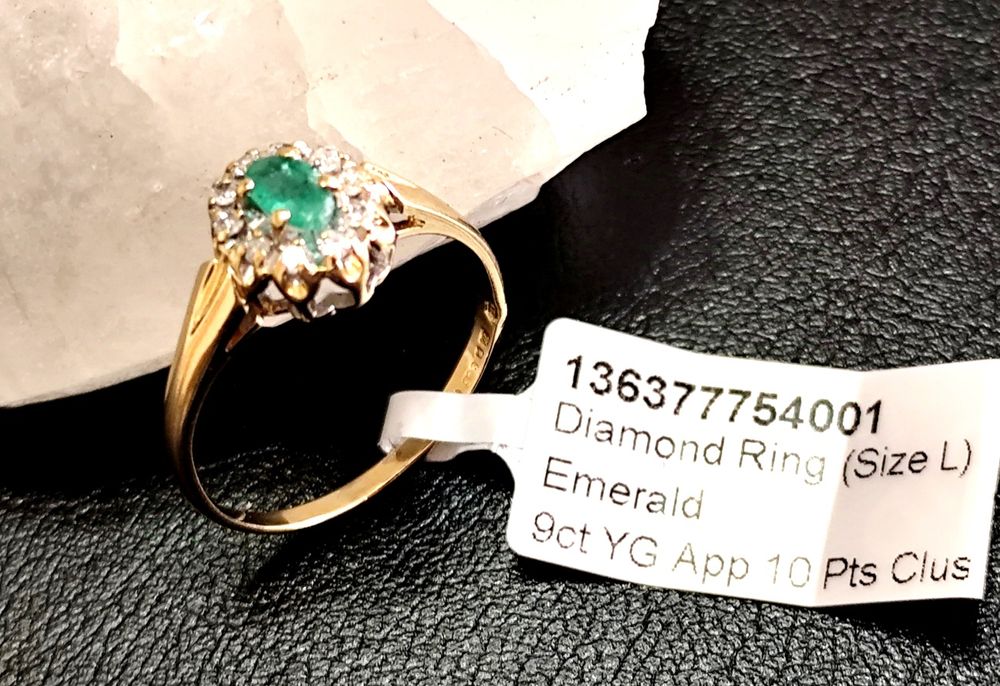 Златен Пръстен / Изумруд / Брилянти