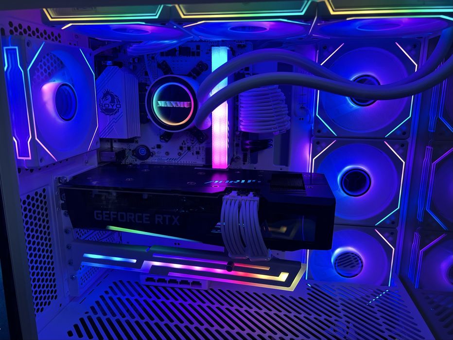 Геймърски компютър / Ryzen 7 3800X / RTX 3070 8GB / 32GB RAM / 1TB SSD / 1000W PSU