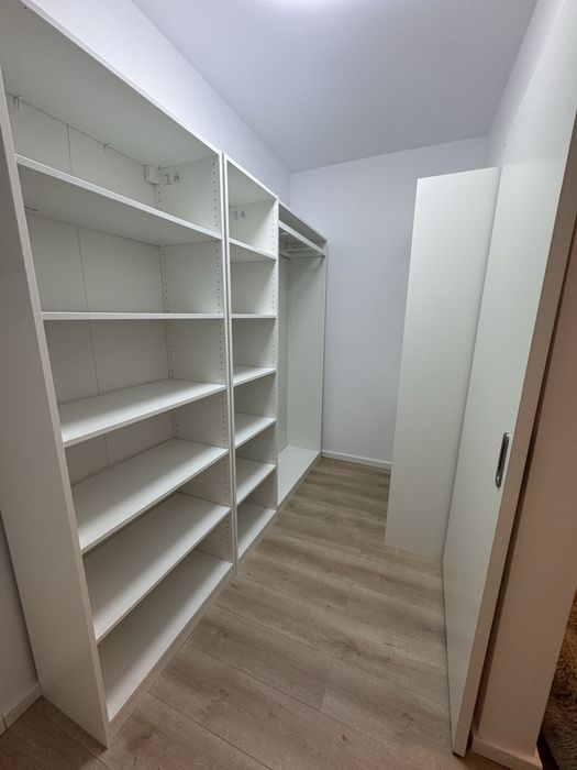 Casa la cheie de vanzare 4 camere,terasa curculabila, parcare, Floresti, Cluj