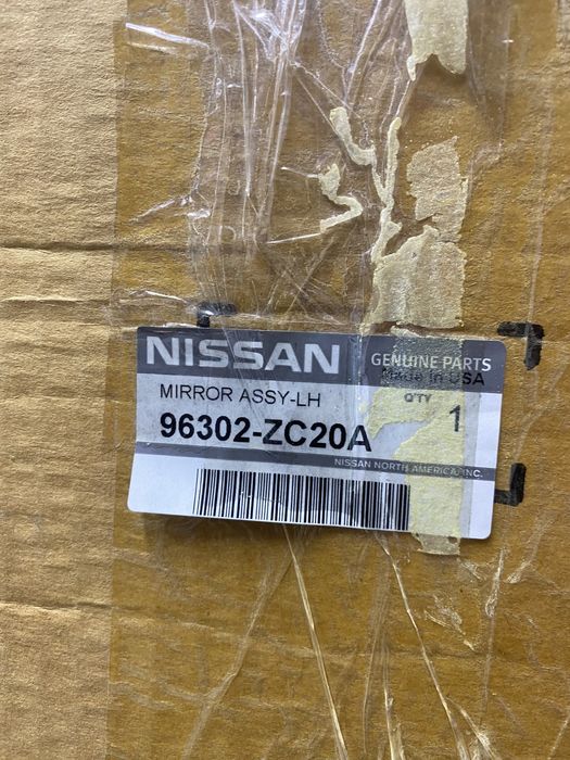 Зеркало левое Nissan Armada