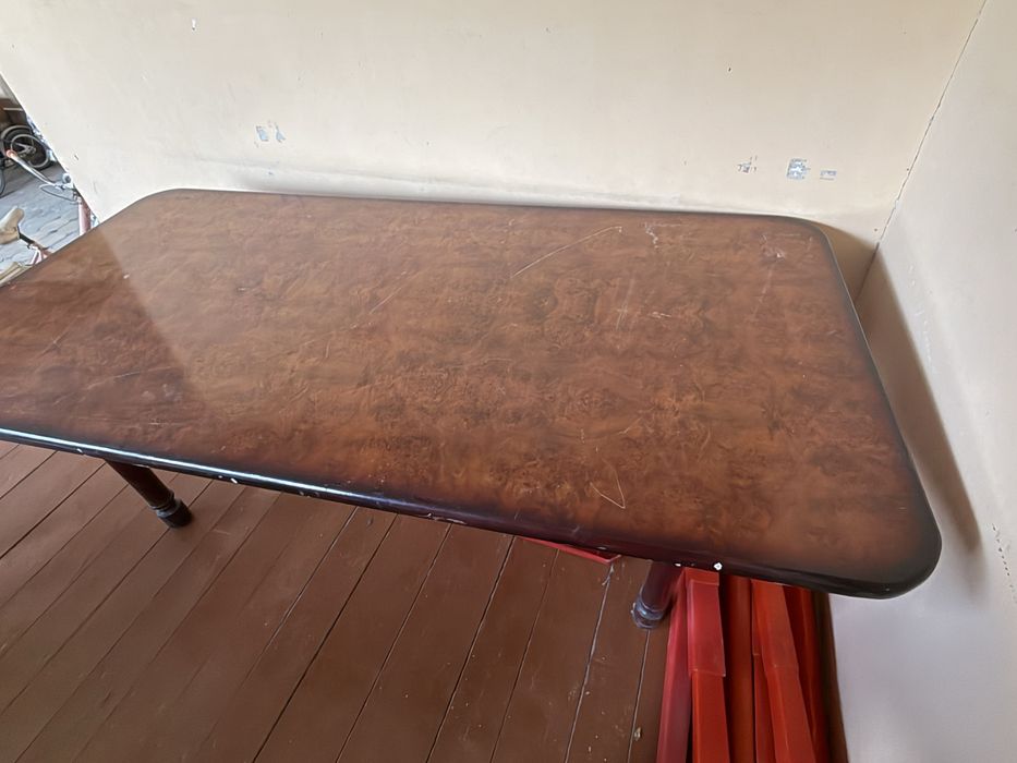 Стол и стулья (10штук)