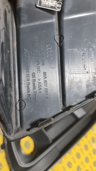 Senzor radar distronic acc grila Audi Q5 FY 80A 80A907561 80A907541