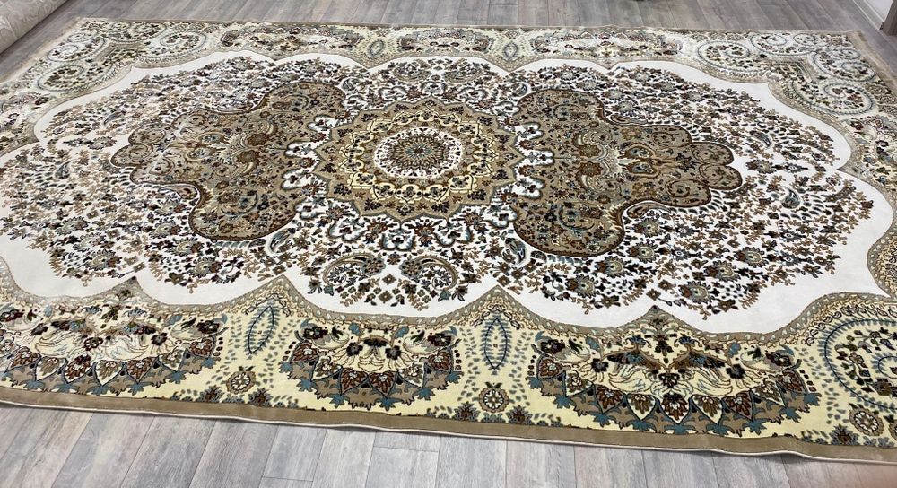 Продаю ковер LUXELL, Турция