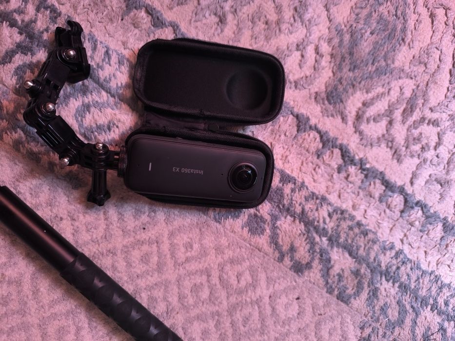 Insta360 X3 камера