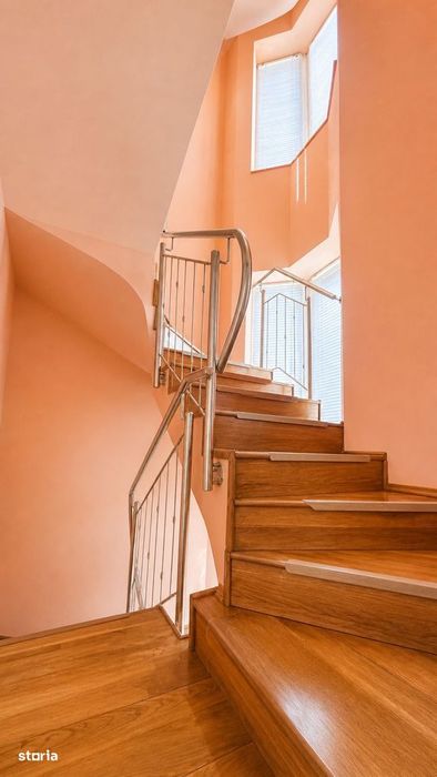 Proprietar vinde casa cu 5 camere
