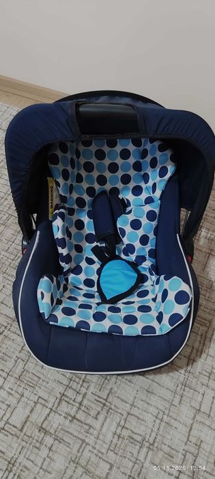 Бебешки стол за кола