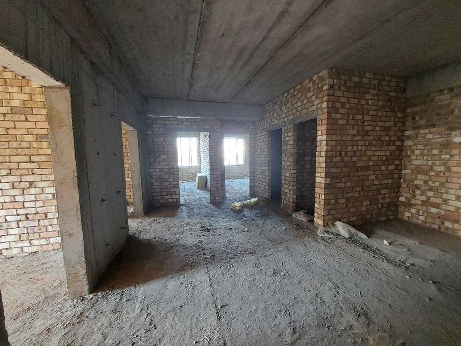 Продаю 4-комнатную квартиру на ЖК "Qorasu River"