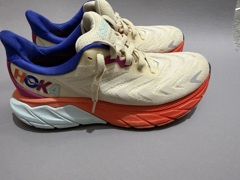 Hoka 36 de vanzare