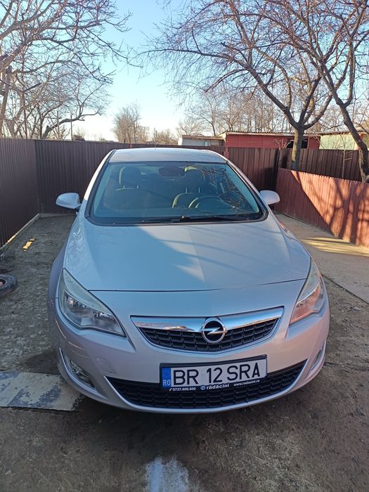 OPEL Astra 2011 — imagine 2