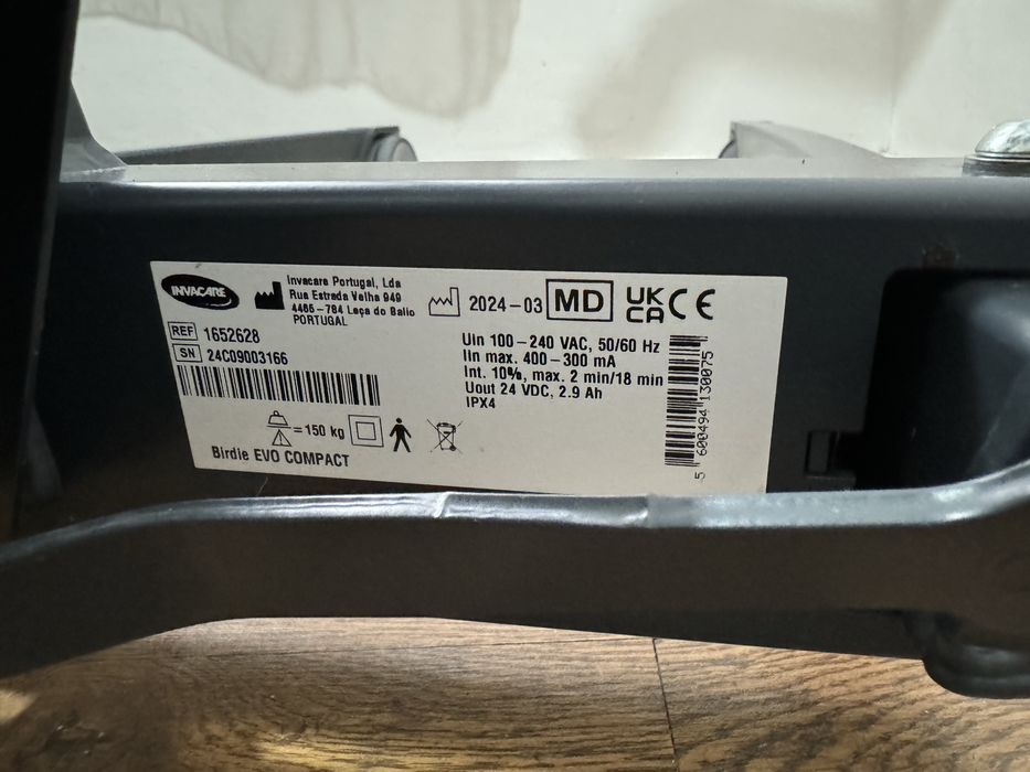 Macara/Elevator  Invacare  pt persoane cu dizabilitati 2024