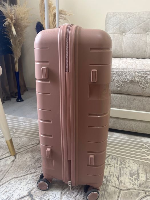 Чемодан  для путешествий  модел pp прочный средний и маленький