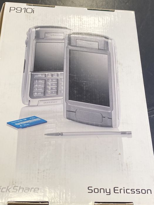 Телефон Sony Ericsson P910i