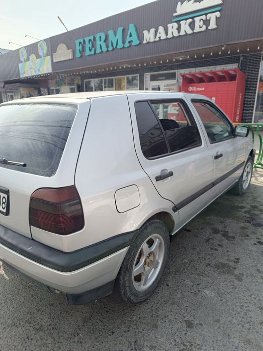 Продам машину на ходу