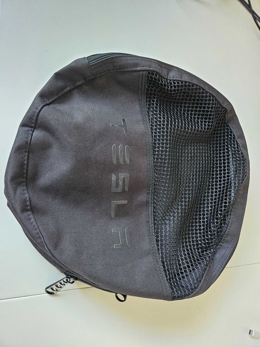 Оригинальная сумка Tesla для зарядного устройства