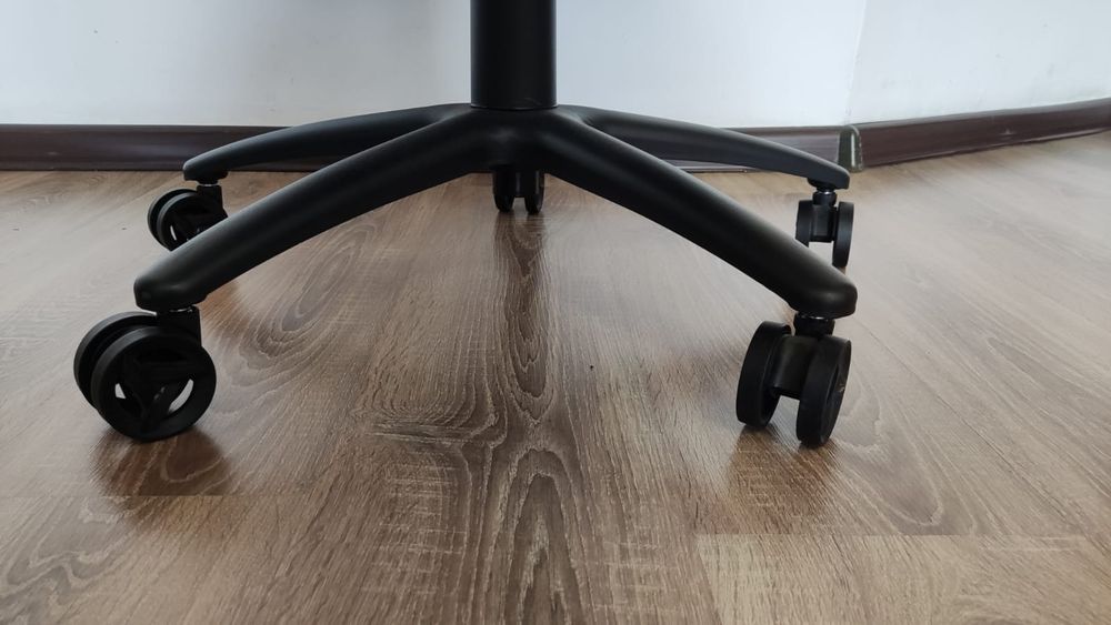 Игровое кресло Thunderx3