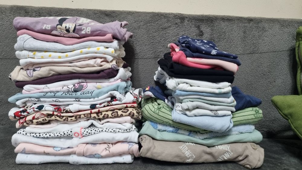 Lot haine fetita 0-3 luni