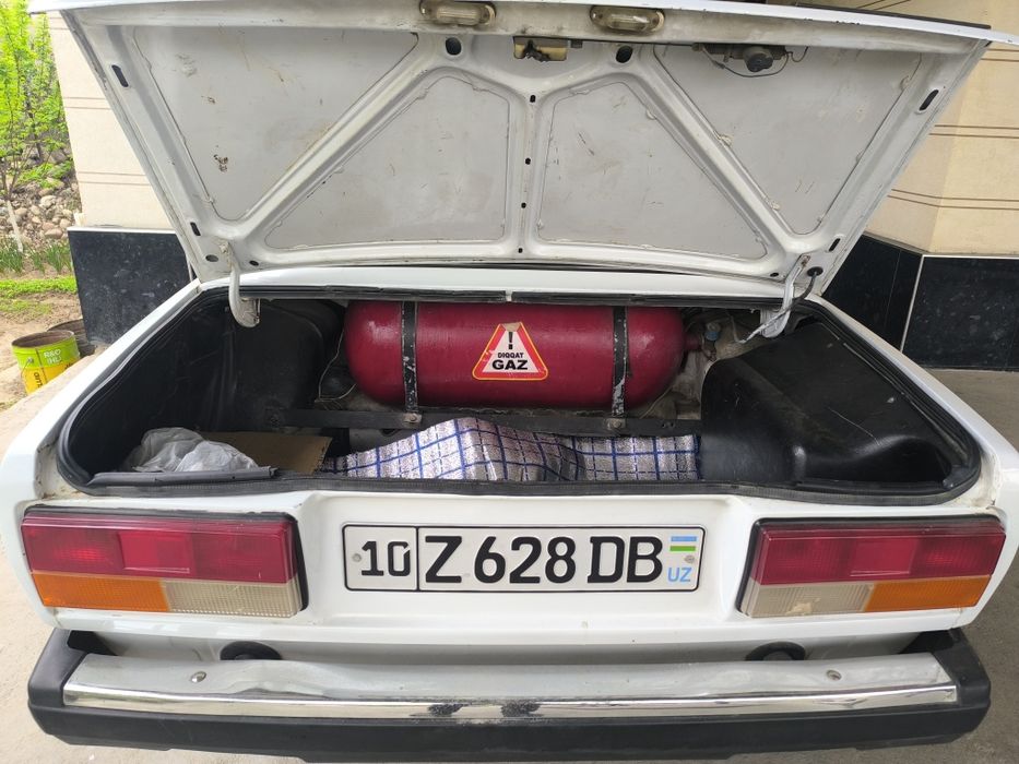 Vaz 2107 Sotiladi