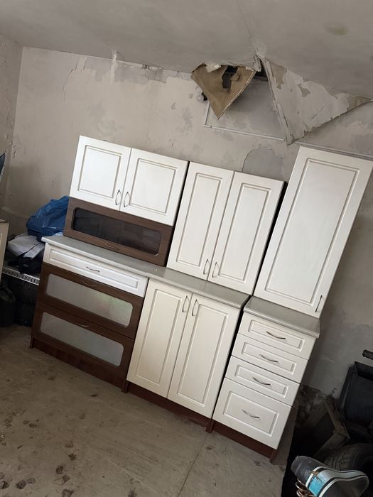 Продам б/у кухонный гарнитур