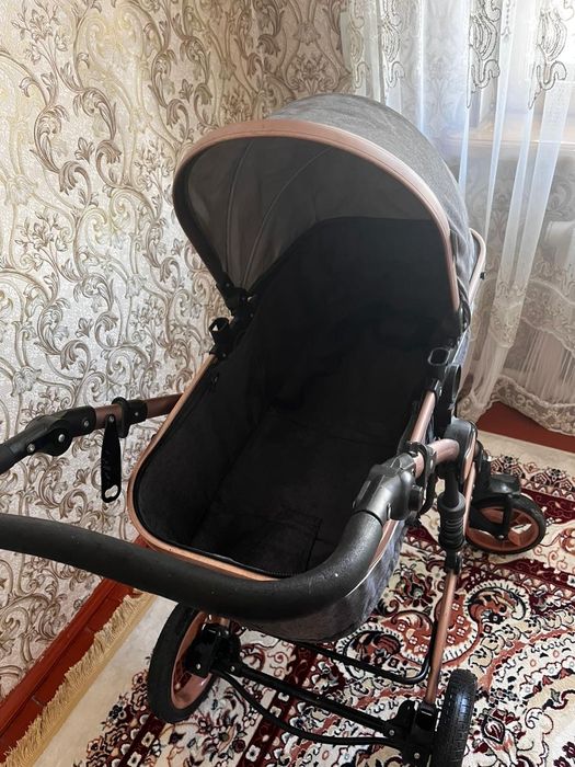 Б/у коляска в хорошем состоянии