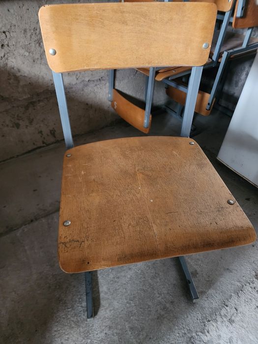 Продаю стулья в хорошем состояние