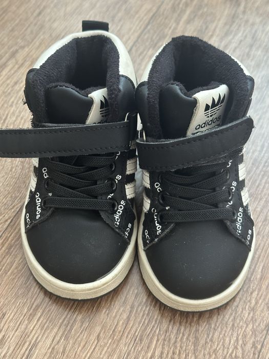 Продам детскую обувь !