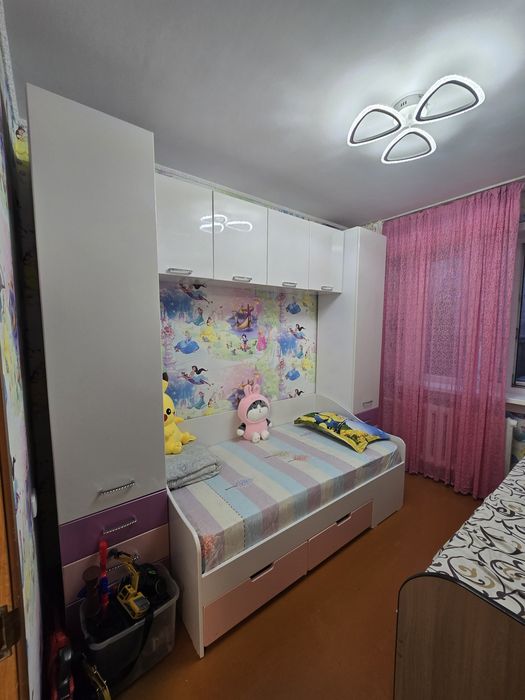 Детский шкаф, қыздарға арналған.