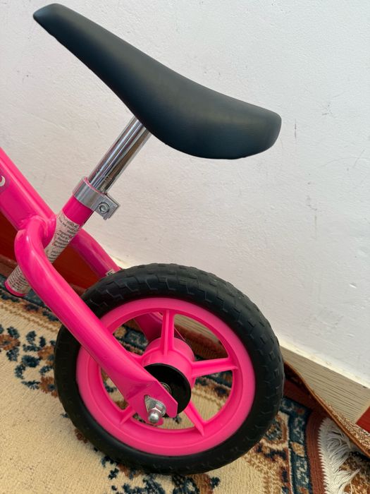 Bicicletă fără pedale pentru copii – culoare roz