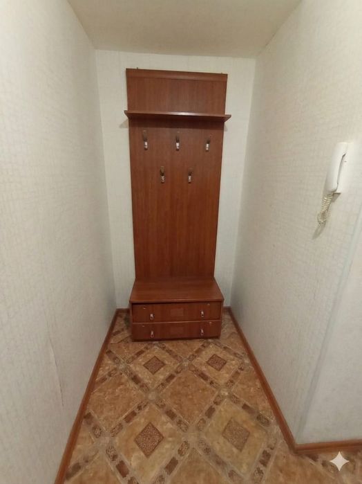 Продаётся 1 комн квартира Школьник