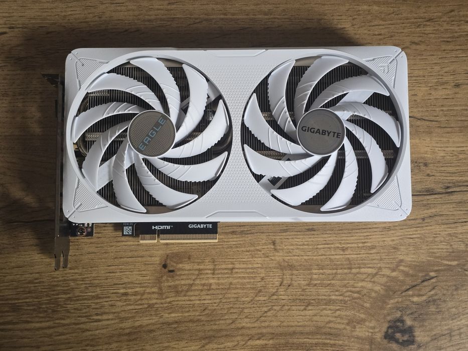 RTX 5060 TI 16gb Gigabyte ICE cu garantie