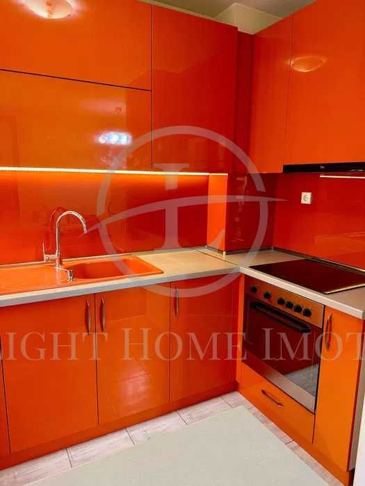 Продава се Двустаен апартамент в Пловдив, Кършияка - 75 кв.м за 1600 €/кв.м - Снимка #2