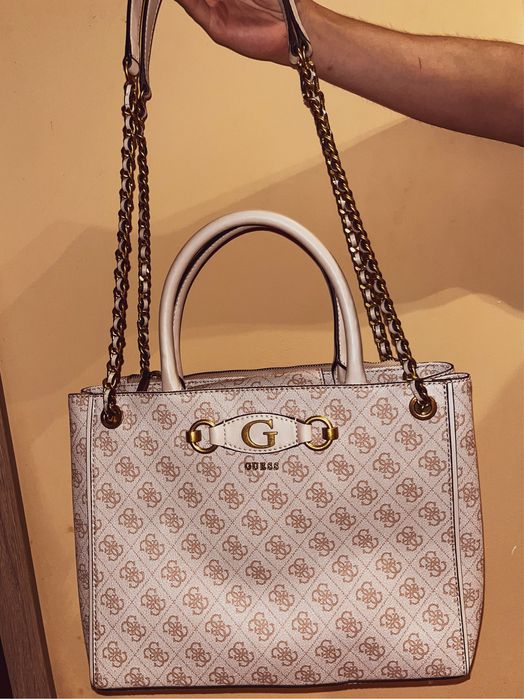 Дамска чанта Guess