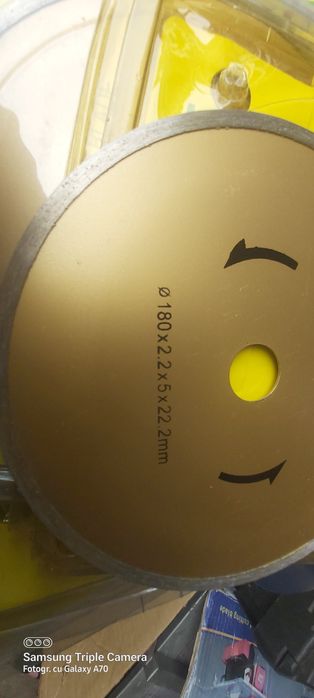 Disc 180mm//Disc 230mm