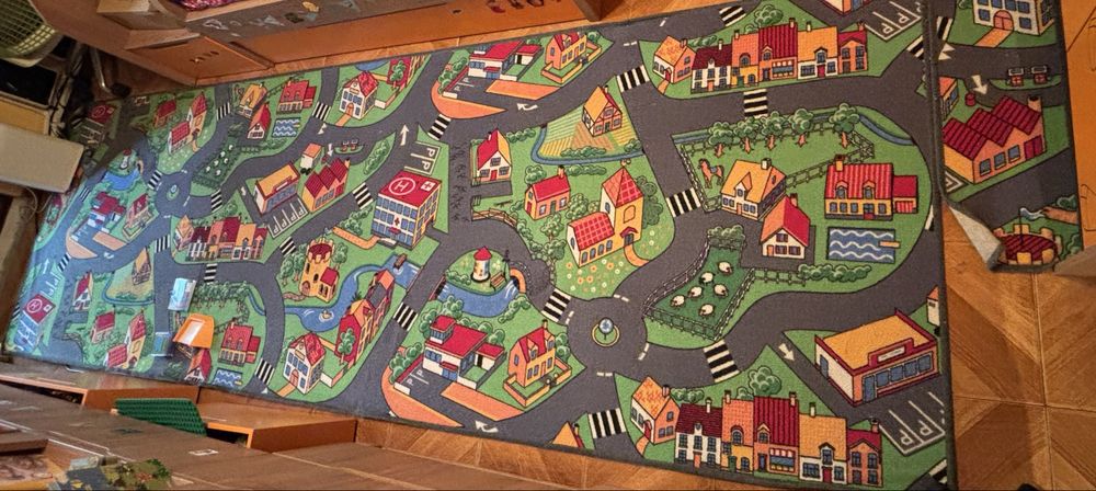 Детски мокетен килим