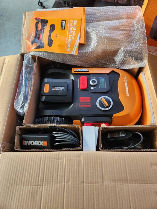 Акумулаторна косачка робот