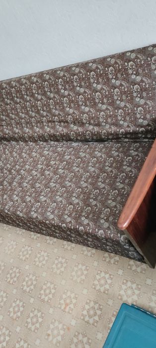 Диван советских времен