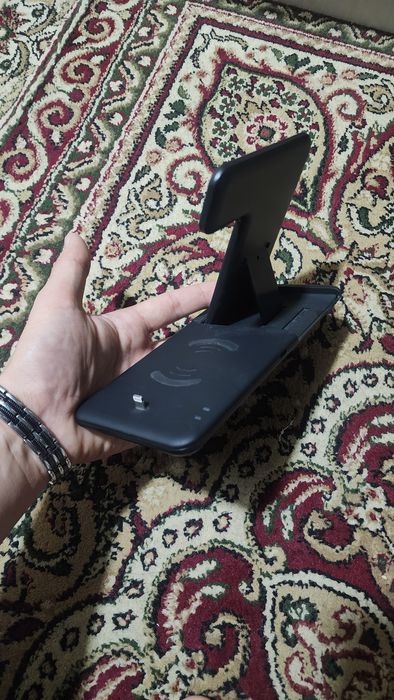 Qulay va onson telefon quvvatlagich