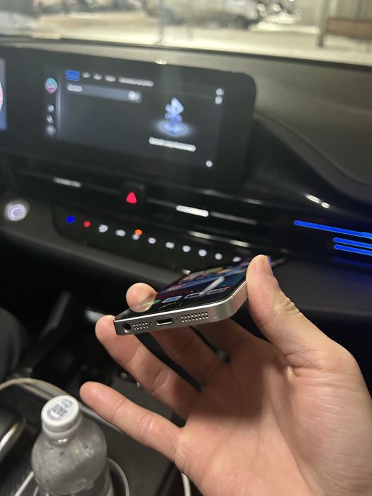 Продам iphone se (2016)