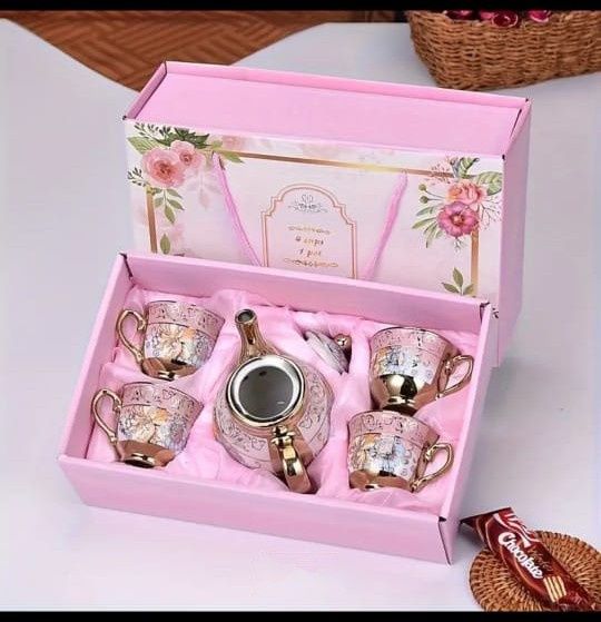 Чайный сервис розовый