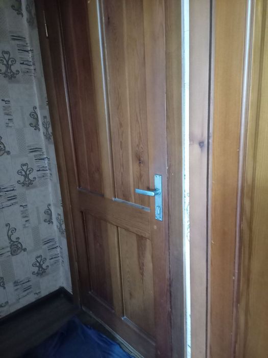 Продаётся 1 ком квартира на 2-этаже. Киргили, Дружба район