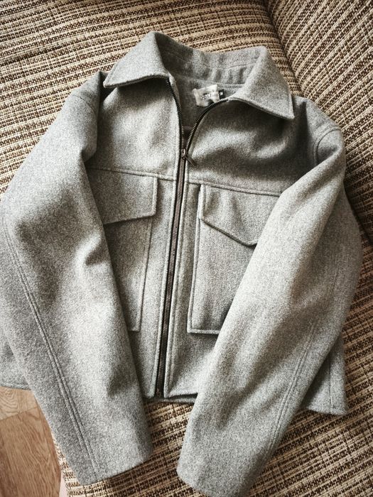 Продам бомбер s/m