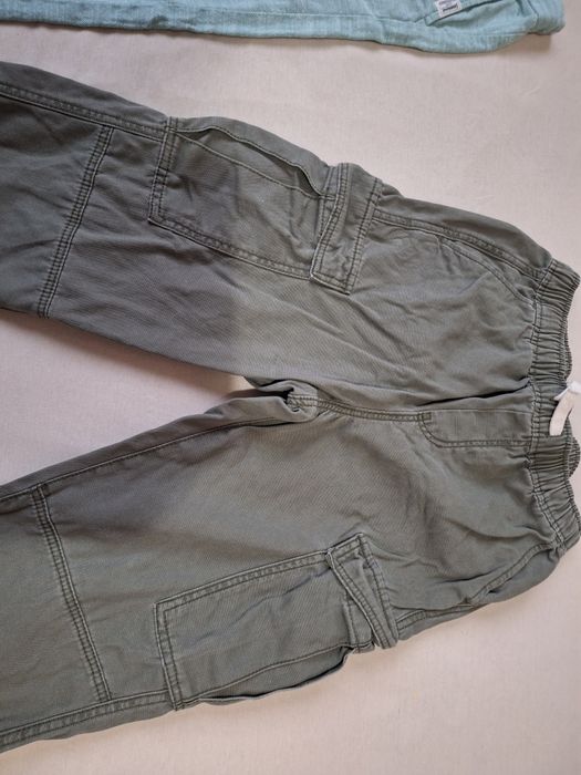 Нови долнища размер 122/128