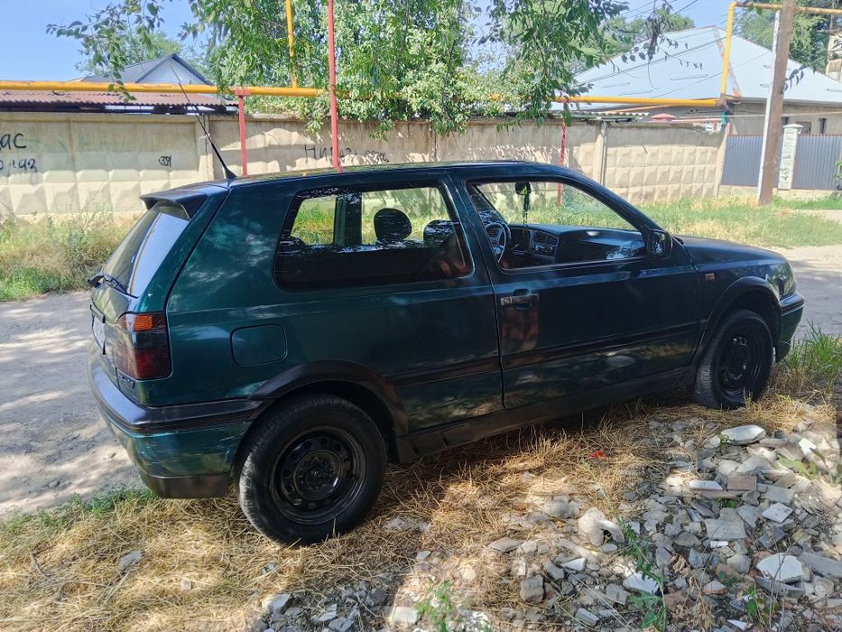 Гольф 3 купе  1.6 1994
