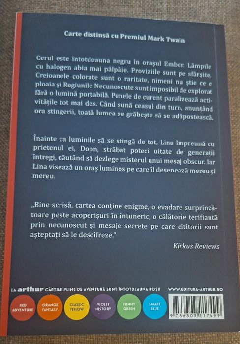 Vand cartea Orasul de JEANNE DuPRAU (Prima carte a focului stins) editura artur