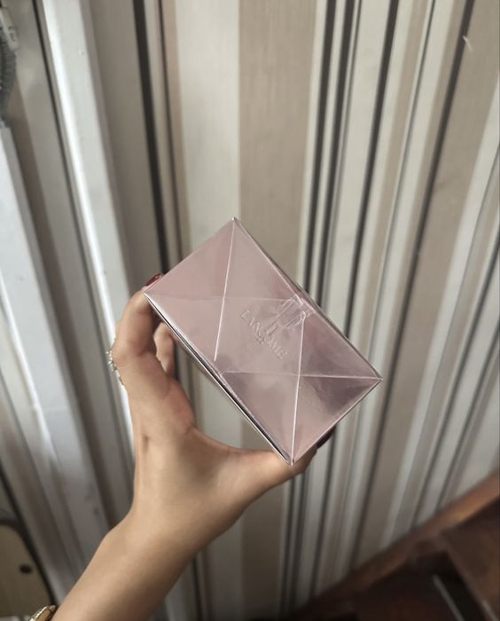 Lancome la vie est belle vanilla nude