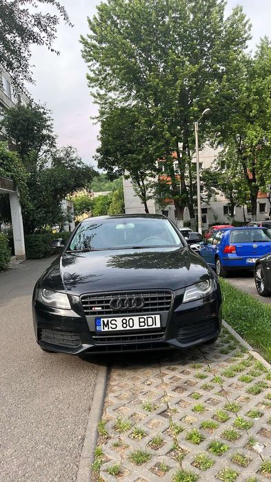 -Vând AUDI A4 B8-