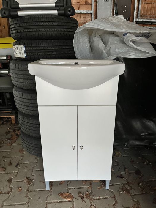 Mască baie cu chiuvetă